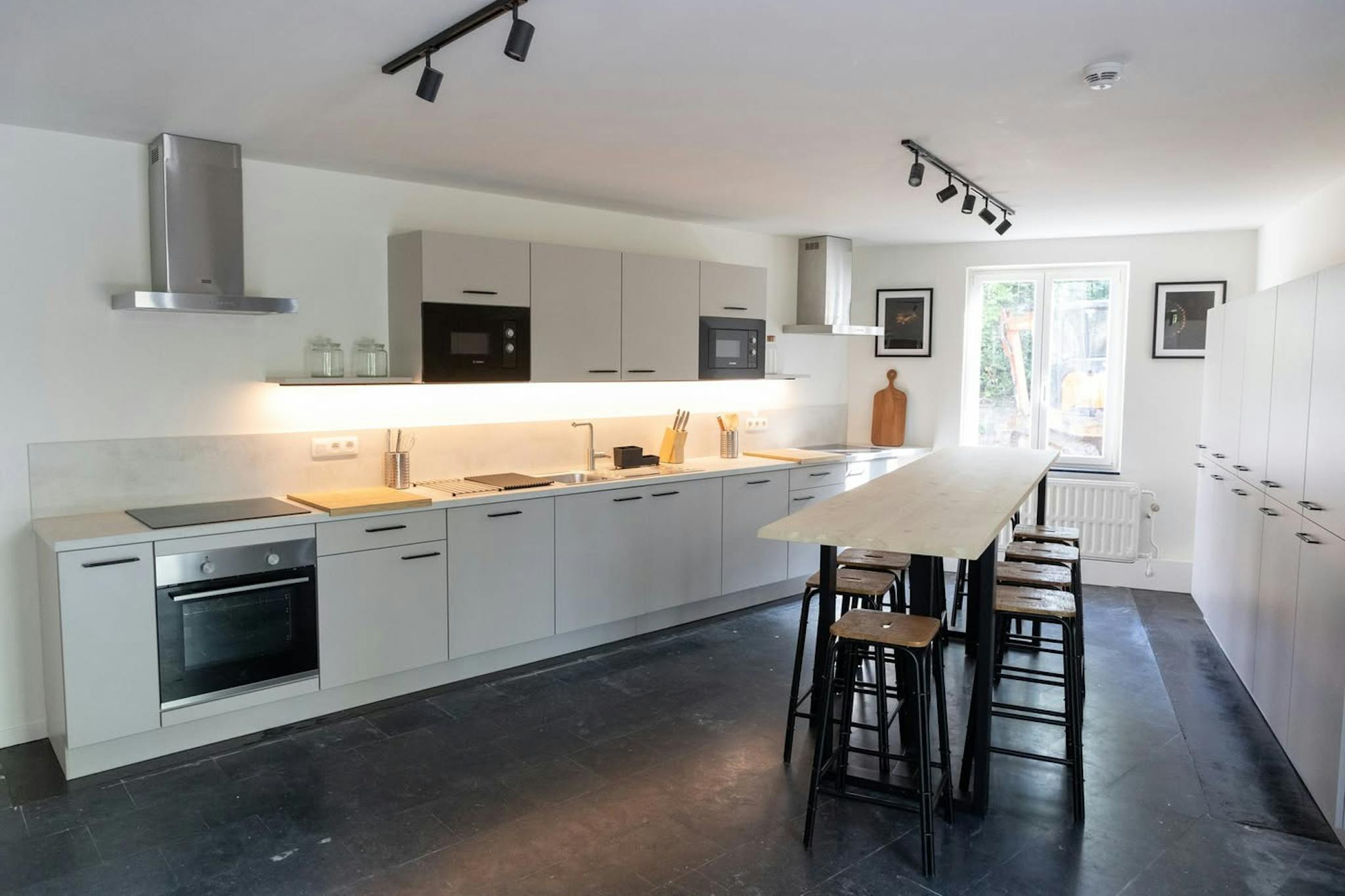 Appartement à louer à Wavre 1300 750.00€ 1 chambres 300.00m² - Annonce 655487