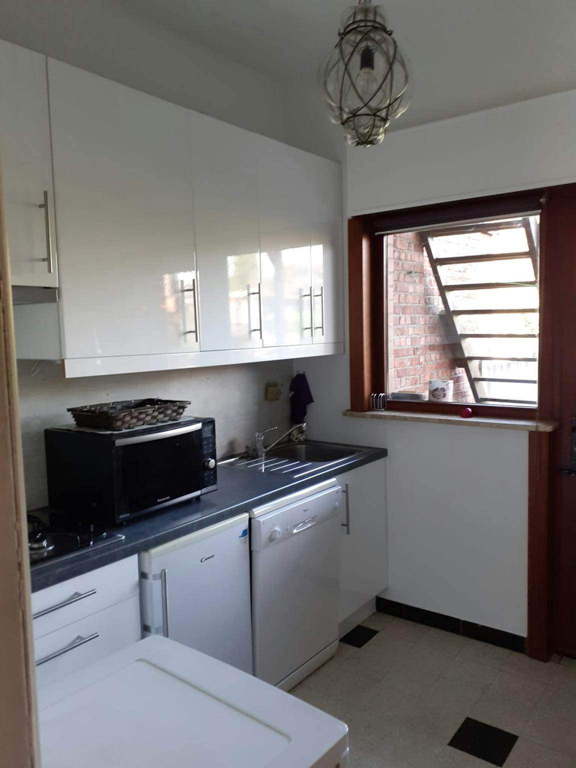 Appartement te  huur in Machelen 1830 750.00€ 0 slaapkamers 22.00m² - Zoekertje 741488