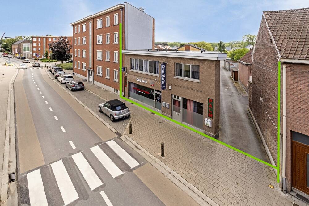 Mixgebouw te  koop in Sint-Pieters-Leeuw 1600 1450000.00€ 3 slaapkamers 809.36m² - Zoekertje 172006