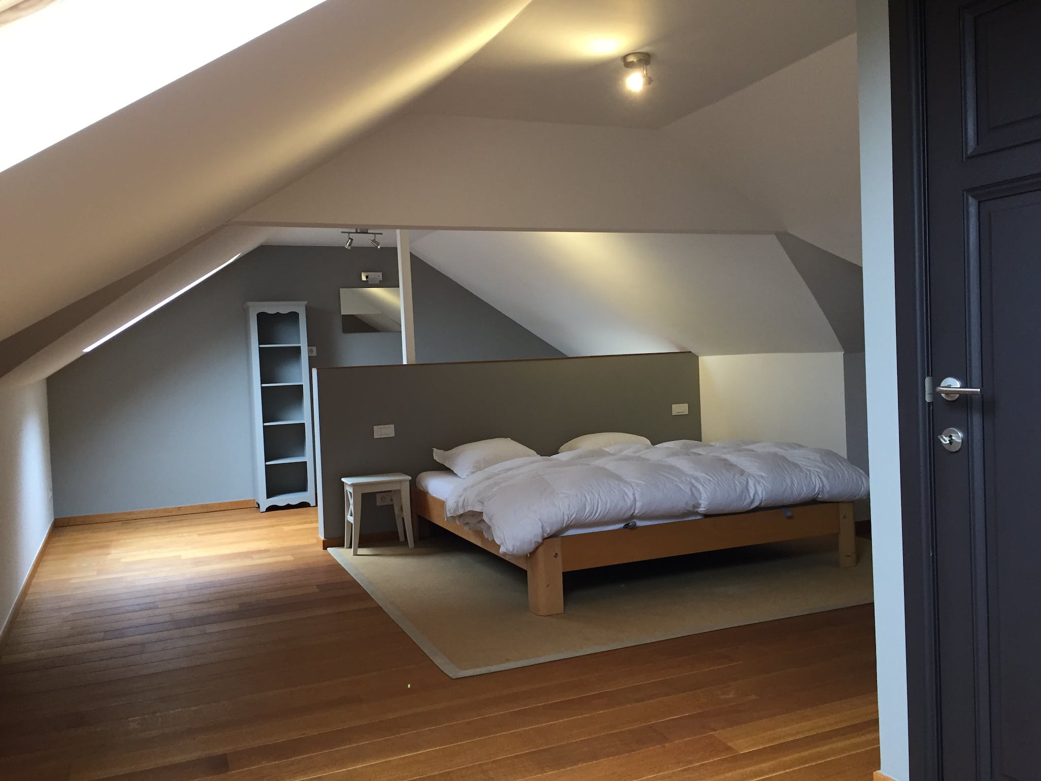 Appartement te  huur in Ternat 1740 375.00€ 1 slaapkamers 300.00m² - Zoekertje 1019360