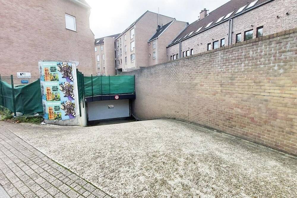 Parking te  huur in Leuven 3000 89.00€  slaapkamers m² - Zoekertje 34006