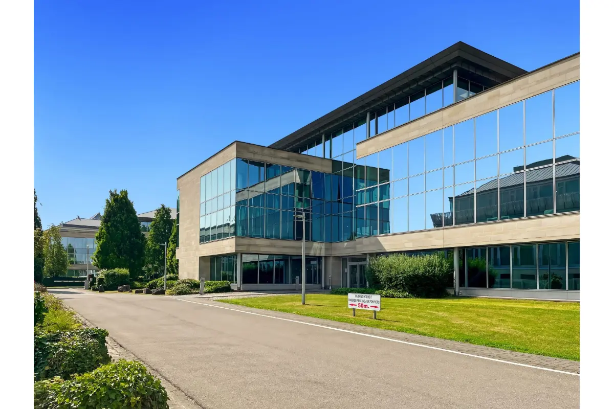 Handelszaak te  huur in Eigenbrakel 1420 255.00€ 0 slaapkamers m² - Zoekertje 346