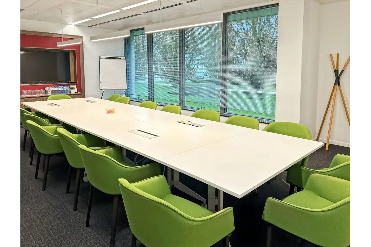 Handelszaak te  huur in Eigenbrakel 1420 1540.00€ 0 slaapkamers m² - Zoekertje 519