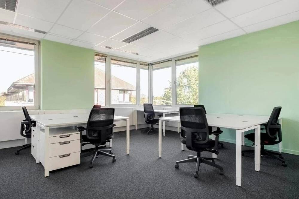 Handelszaak te  huur in Waterloo 1410 1658.00€ 0 slaapkamers m² - Zoekertje 2445