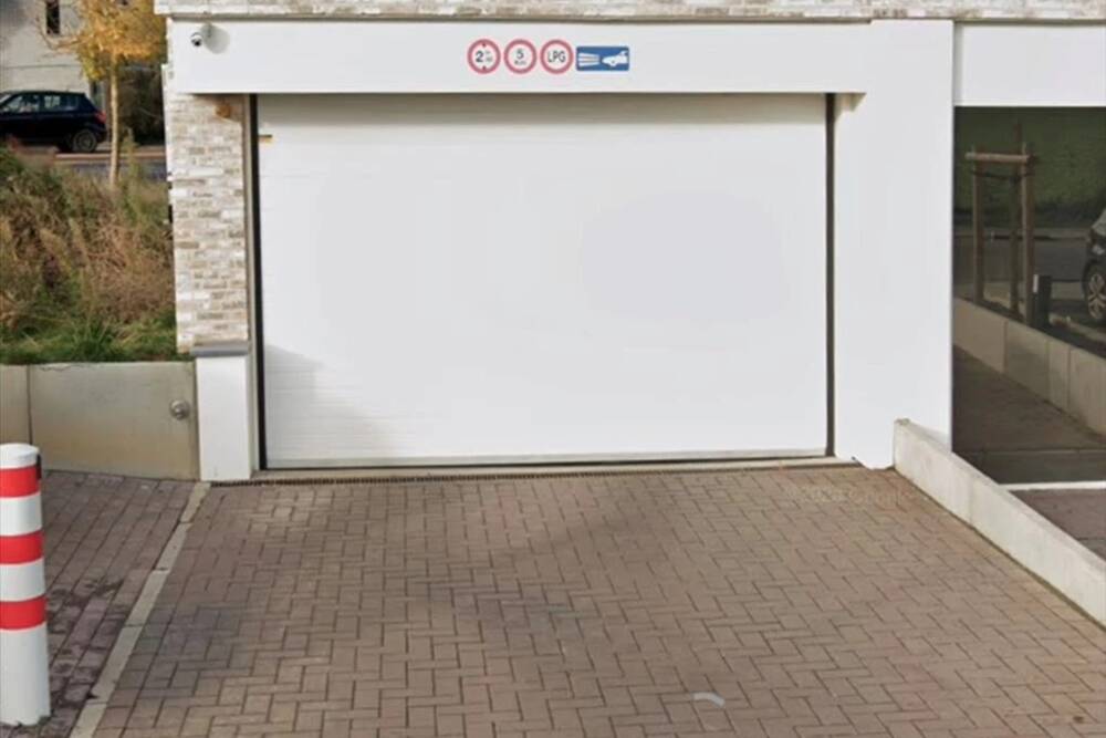 Parking & garage te  huur in Kraainem 1950 85.00€ 0 slaapkamers m² - Zoekertje 404048