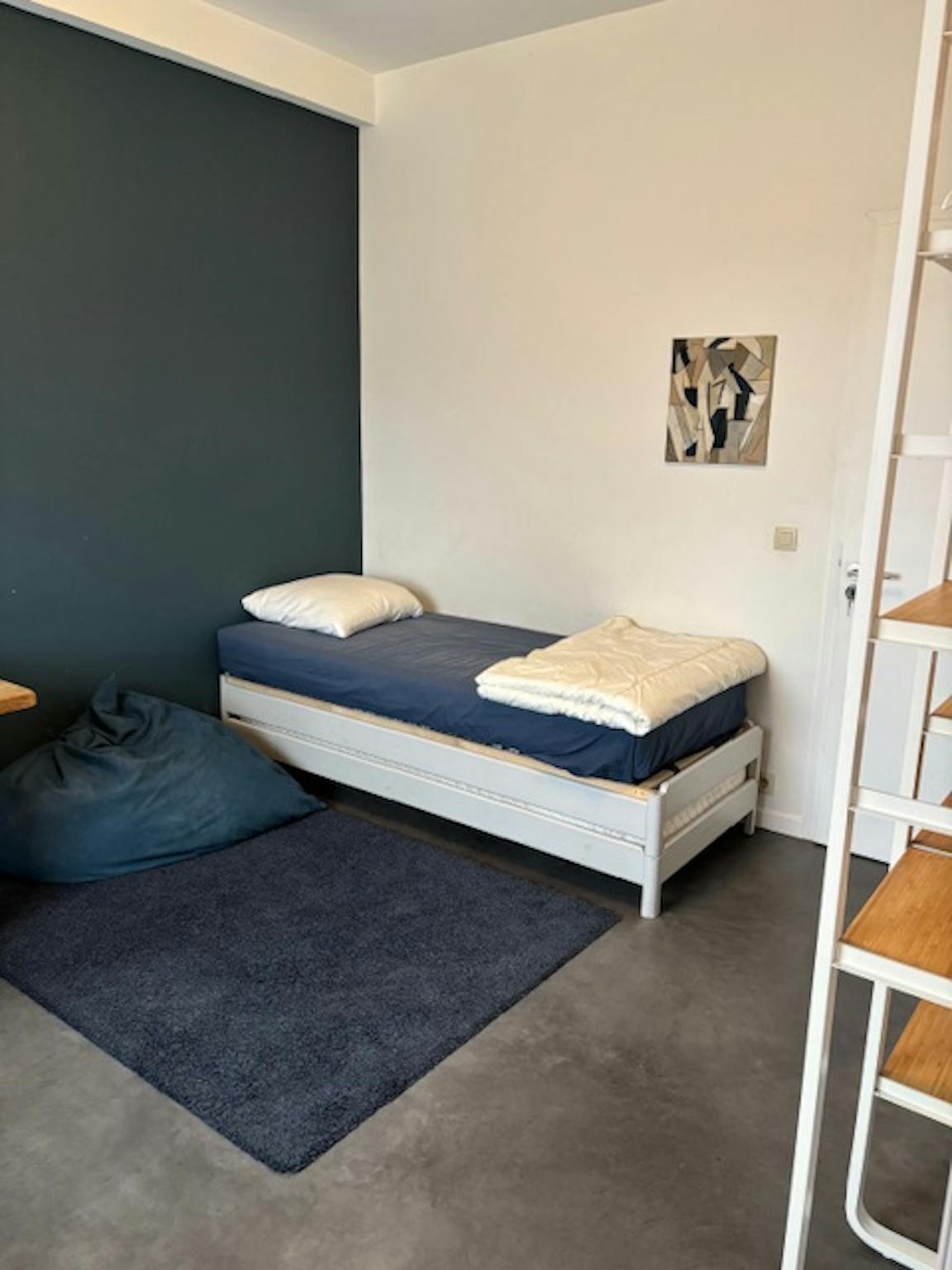 Appartement à louer à Leeuw-Saint-Pierre 1600 650.00€ 1 chambres 132.00m² - Annonce 437411