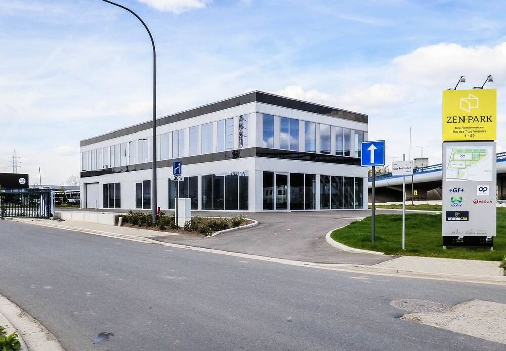 Commerce à louer à Drogenbos 1620 7182.00€ chambres 556.00m² - Annonce 4086