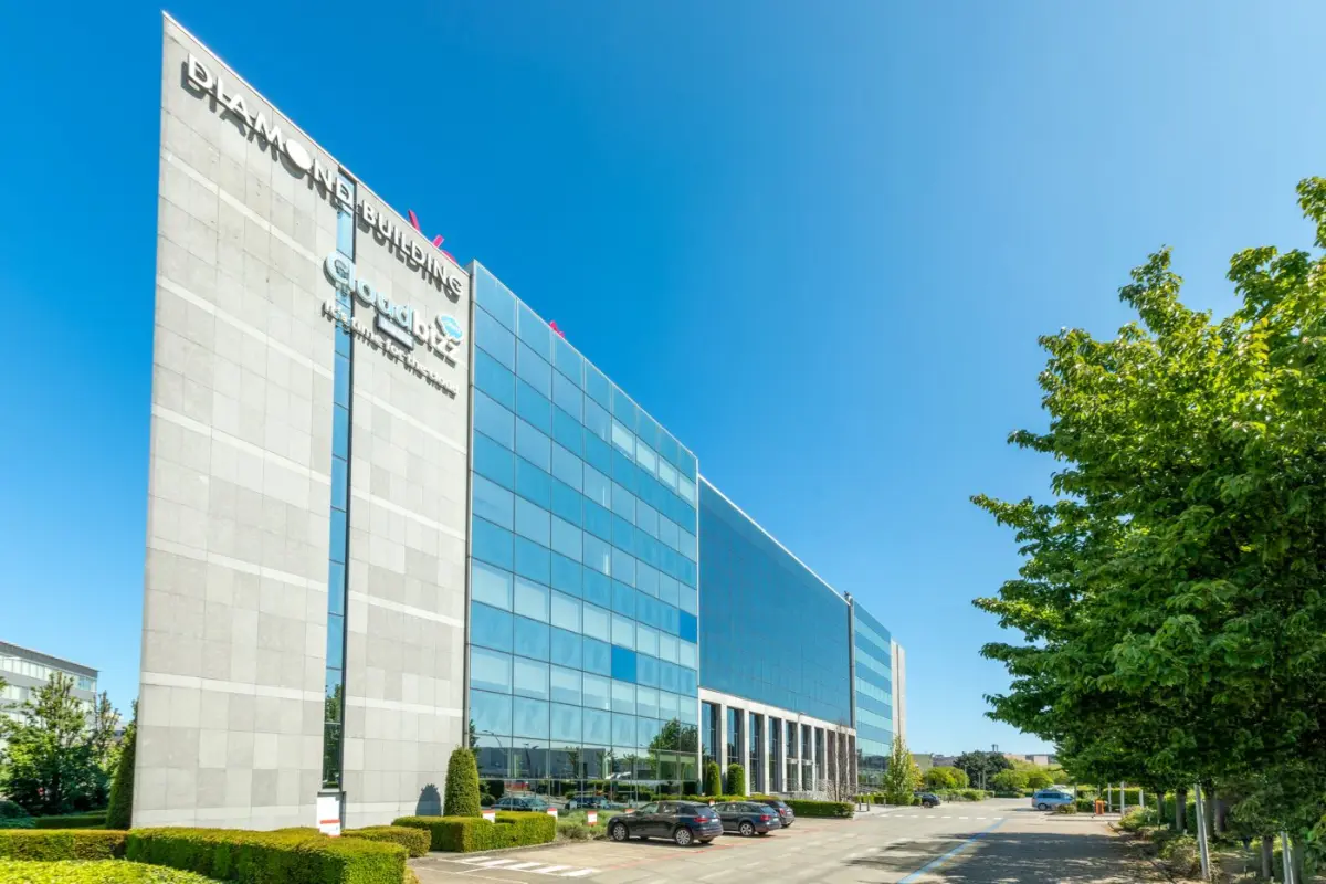 Commerce à louer à Drogenbos 1620 2166.00€  chambres 500.00m² - Annonce 4635