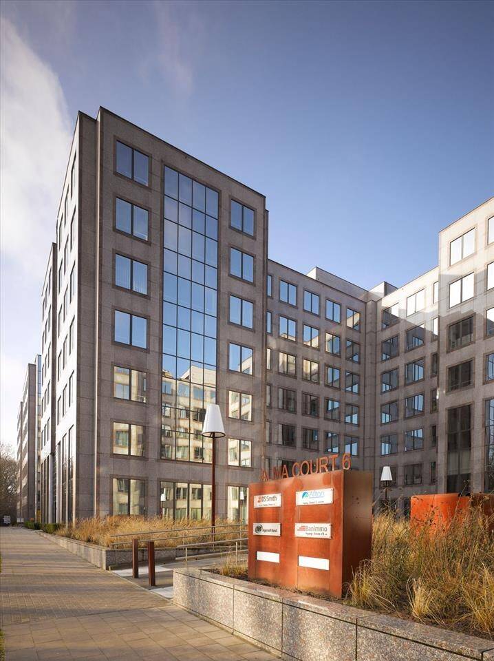 Commerce à louer à Sint-Stevens-Woluwe 1932 11250.00€ chambres 1000.00m² - Annonce 3888