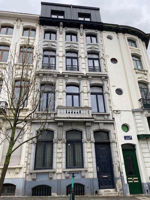 Huis te in Sint-Gillis 1060 795000.00€ 5 slaapkamers m² - Zoekertje 3851