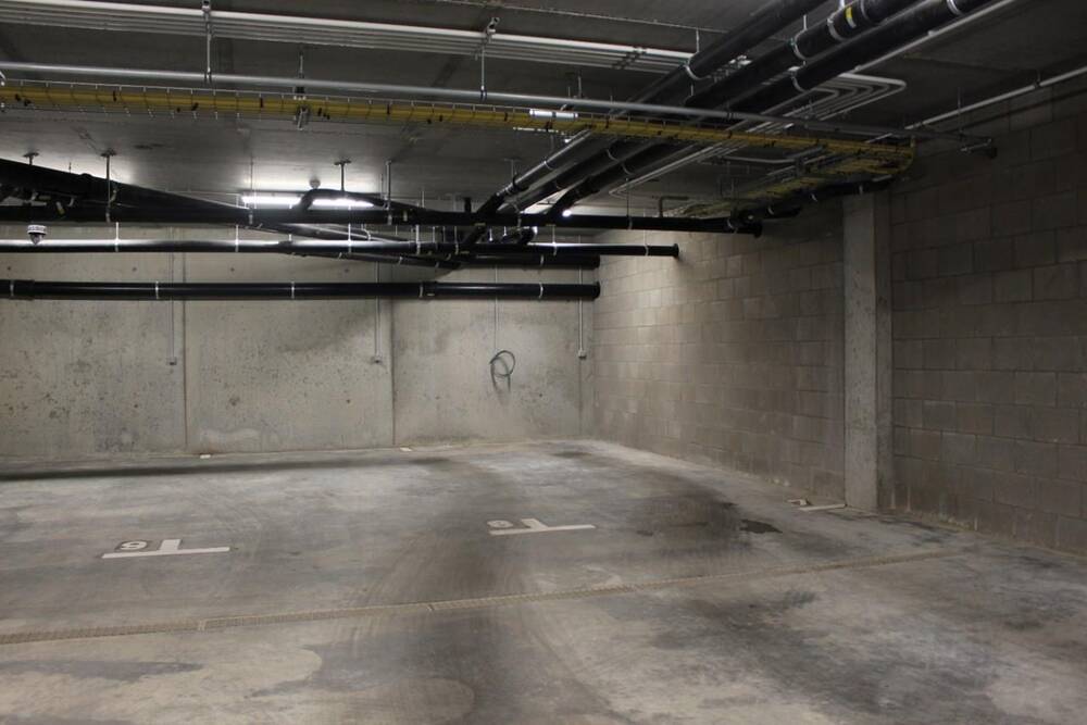 Parking & garage te  koop in Merchtem 1785 19000.00€  slaapkamers m² - Zoekertje 549122