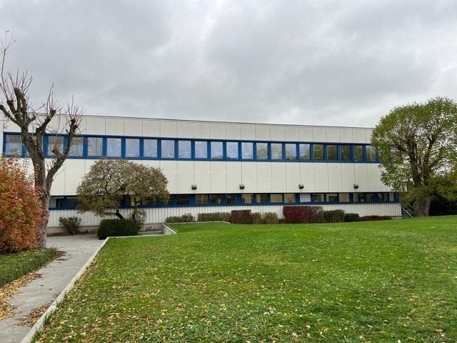 Commerce à louer à Wemmel 1780 2141.00€ chambres 367.00m² - Annonce 6473