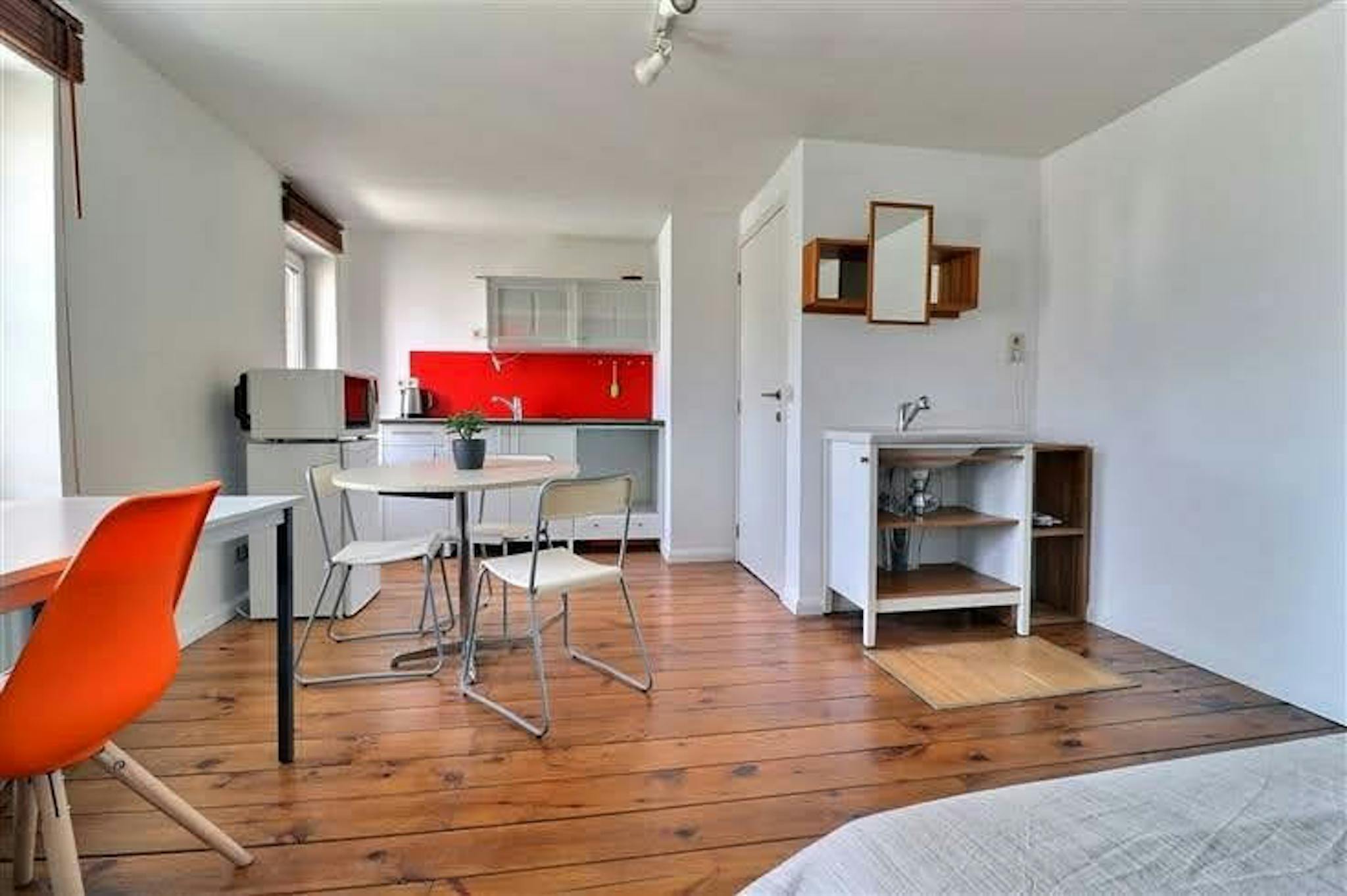 Appartement te  huur in Strombeek-Bever 1853 590.00€ 0 slaapkamers 24.00m² - Zoekertje 1361717