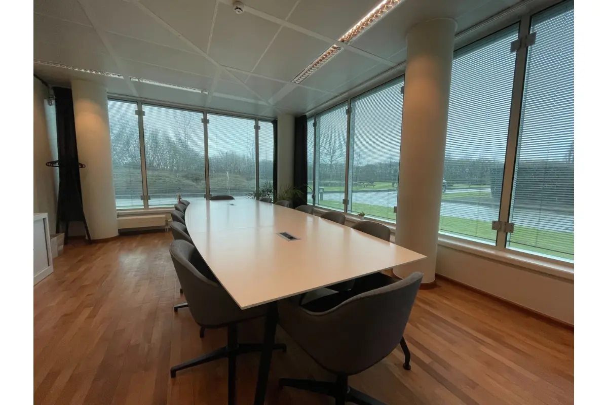 Handelszaak te  huur in Machelen 1830 1550.00€  slaapkamers 40.00m² - Zoekertje 7423