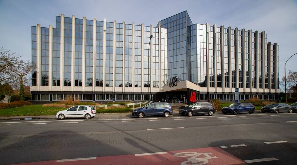 Commerce à louer à Strombeek-Bever 1853 2053.00€ chambres m² - Annonce 8541