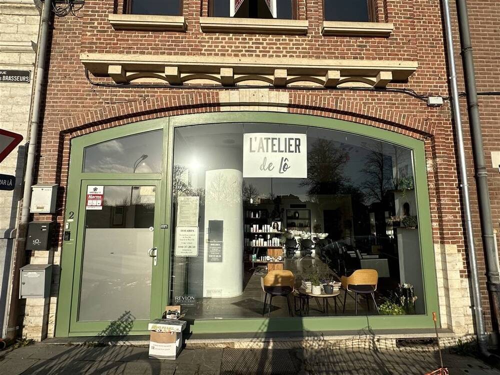 Handelszaak te  koop in Geldenaken 1370 175000.00€  slaapkamers m² - Zoekertje 9358