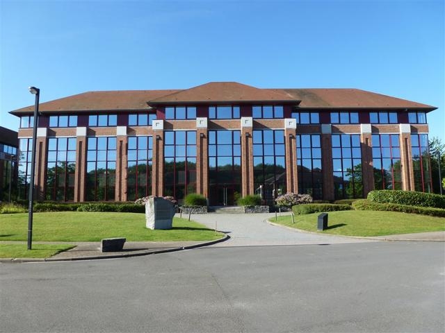 Commerce à louer à Waterloo 1410 8190.00€ 0 chambres m² - Annonce 10909
