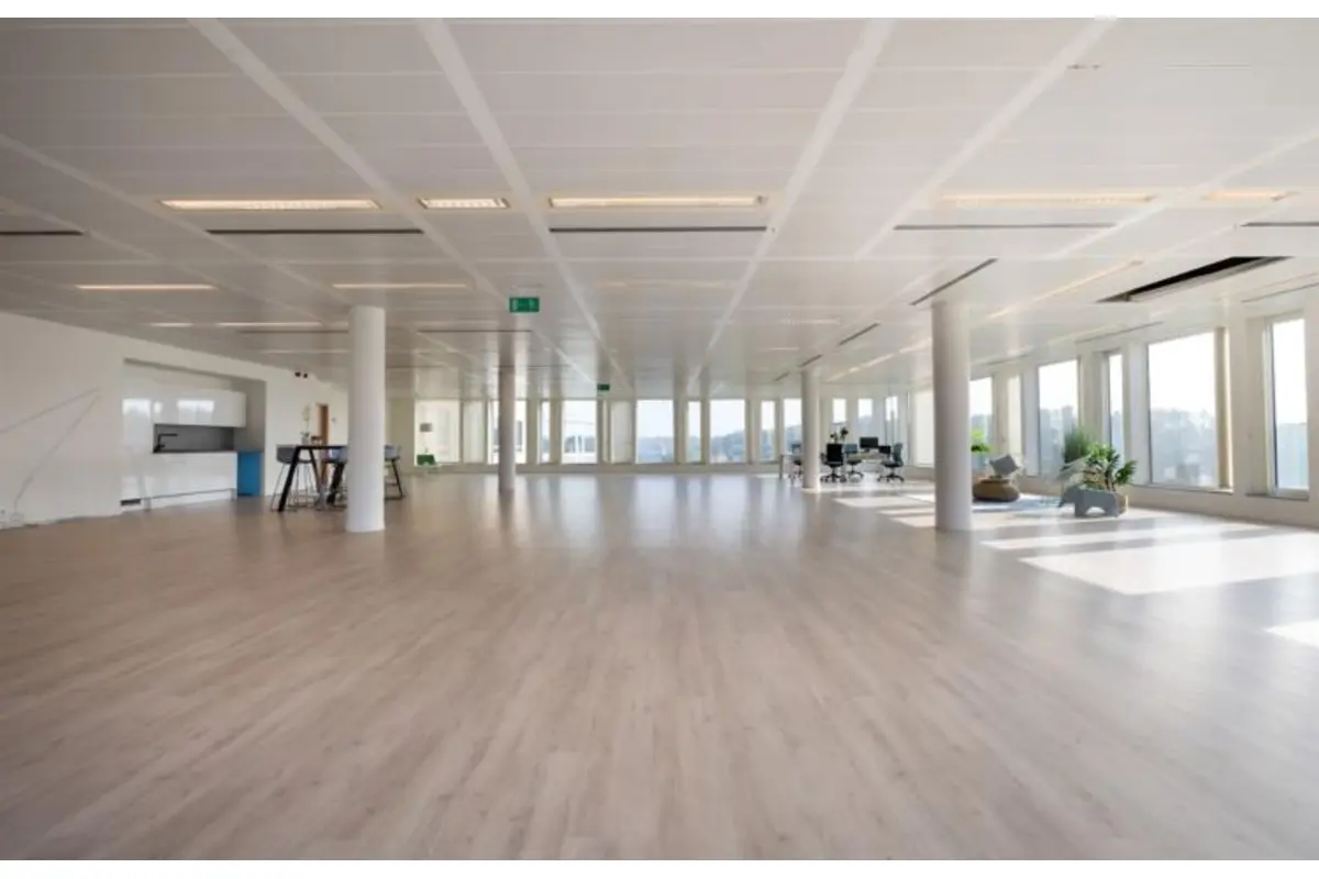 Handelszaak te  huur in Eigenbrakel 1420 3552.00€ 0 slaapkamers m² - Zoekertje 10647