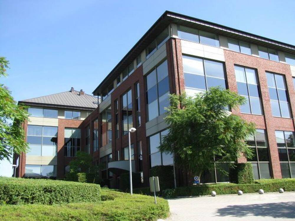 Commerce à louer à Diegem 1831 4100.00€ chambres 410.00m² - Annonce 10534