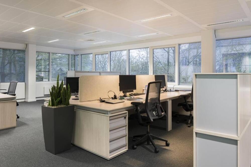 Commerce à louer à Strombeek-Bever 1853 4766.00€ chambres 440.00m² - Annonce 12567