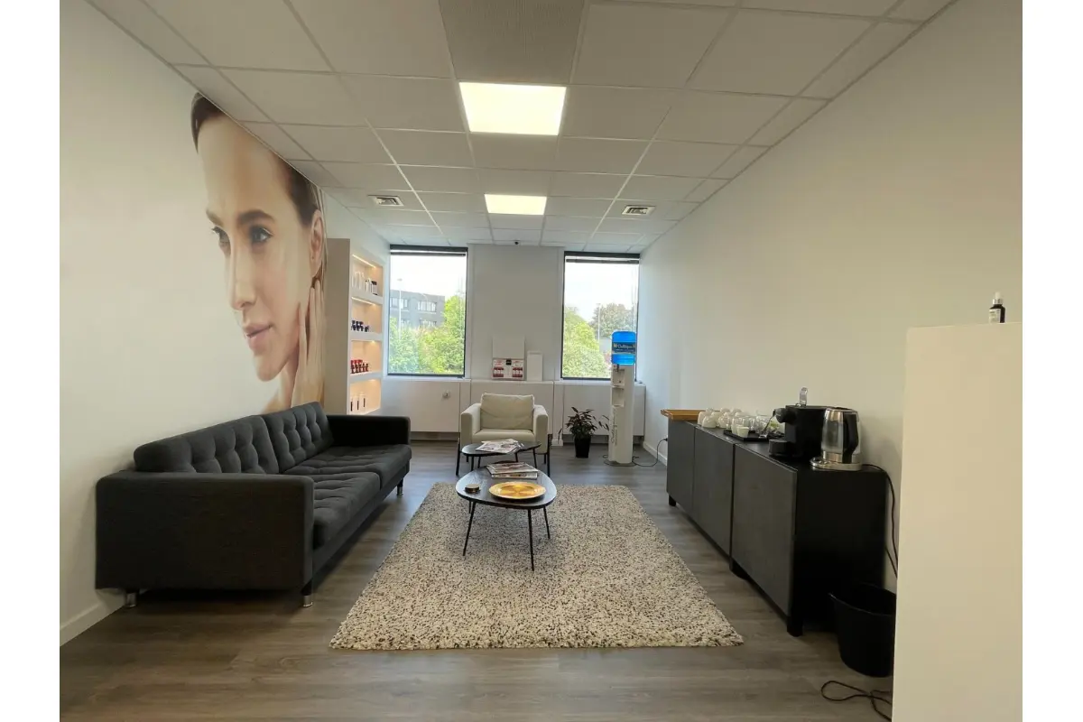 Commerce à vendre à Zaventem 1930 439000.00€  chambres 377.00m² - Annonce 13073