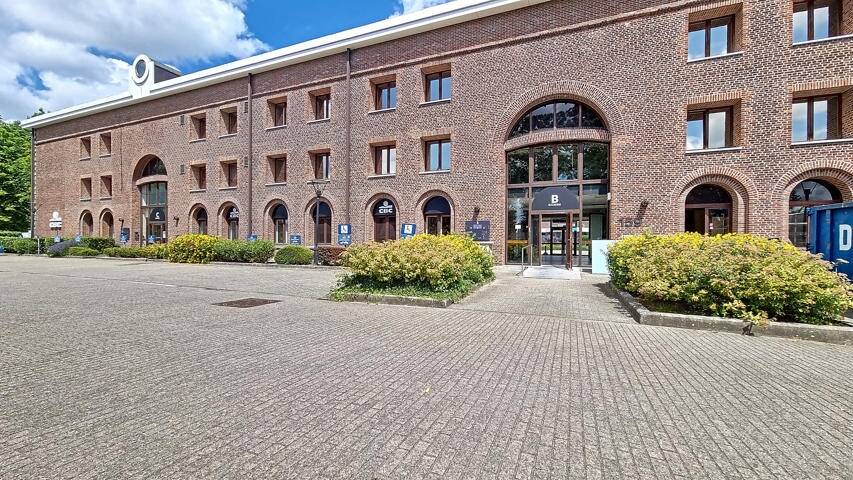 Commerce à louer à Waterloo 1410 3775.00€ 0 chambres m² - Annonce 14790