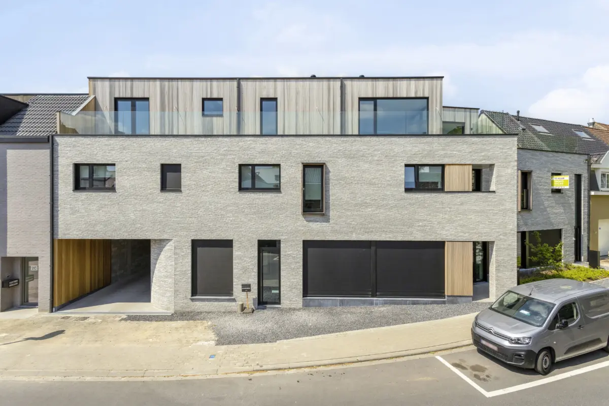 Commerce à louer à Leeuw-Saint-Pierre 1600 800.00€  chambres 25.00m² - Annonce 146437