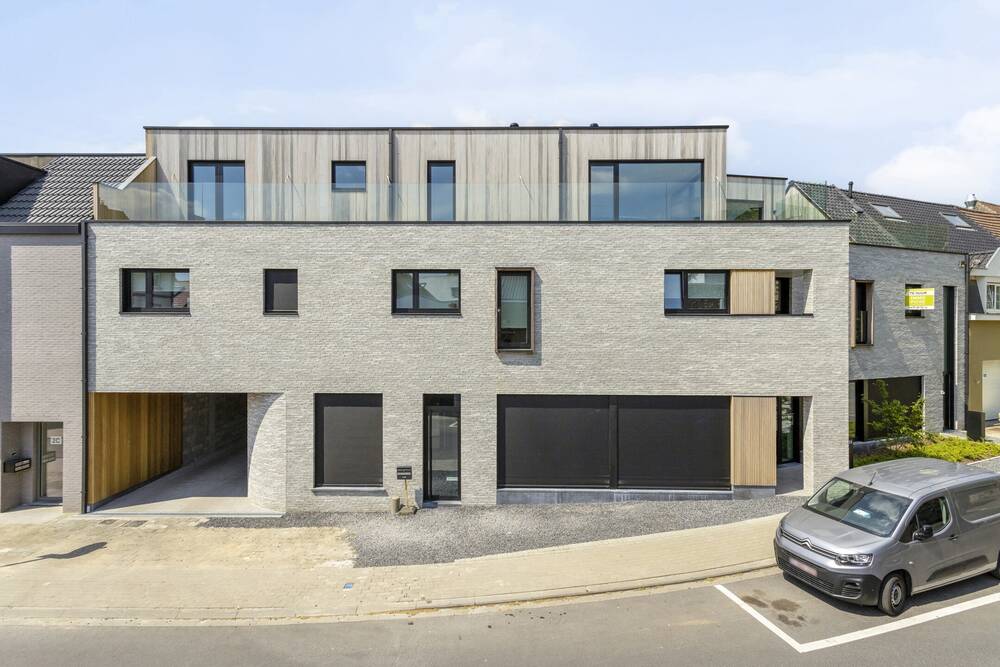 Commerce à louer à Leeuw-Saint-Pierre 1600 800.00€ chambres 25.00m² - Annonce 146437
