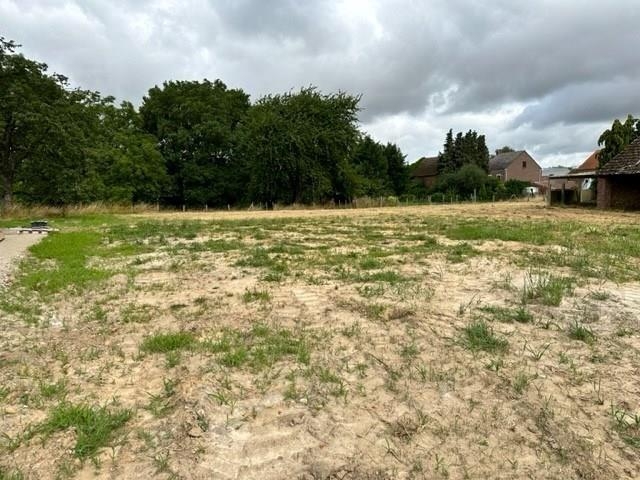 Grond te  koop in Outgaarden 3321 388000.00€  slaapkamers m² - Zoekertje 16455