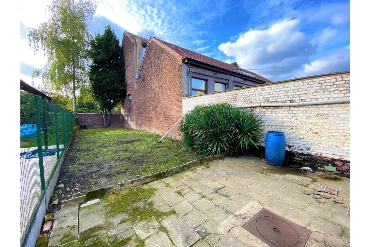 Grond te  koop in Ruisbroek 1601 145000.00€  slaapkamers m² - Zoekertje 20351