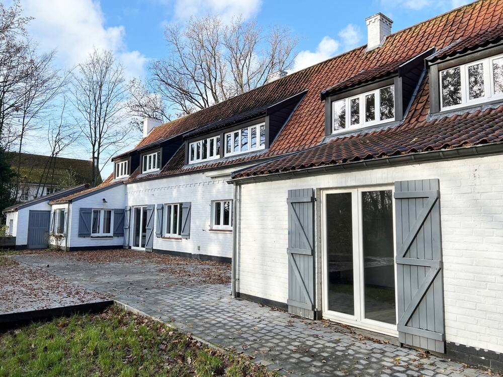 Huis te  koop in Lasne 1380 1045000.00€ 4 slaapkamers 316.00m² - Zoekertje 1336729