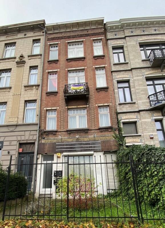 Huis te in Schaarbeek 1030 595000.00€ 5 slaapkamers 225.00m² - Zoekertje 21699