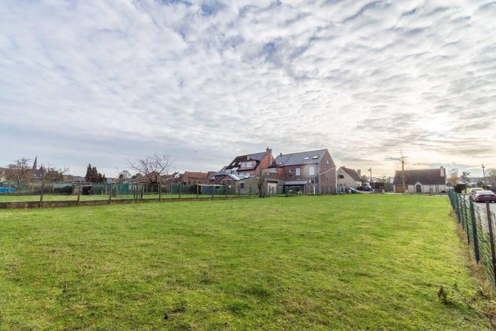 Terrain à vendre à Huizingen 1654 124000.00€  chambres m² - Annonce 1192260