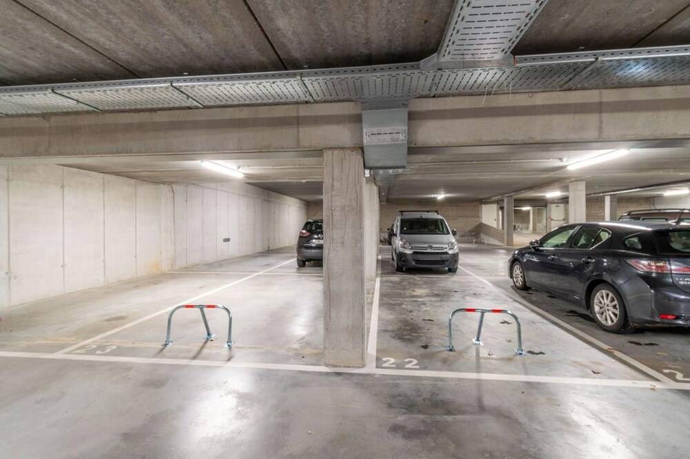 Parking / garage à vendre à Halle 1500 29500.00€ chambres m² - Annonce 21647