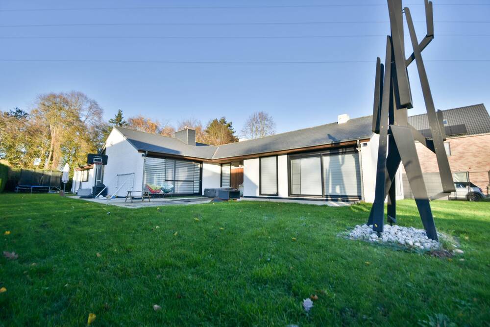 Villa te  koop in Wemmel 1780 695000.00€ 5 slaapkamers 284.00m² - Zoekertje 1370720