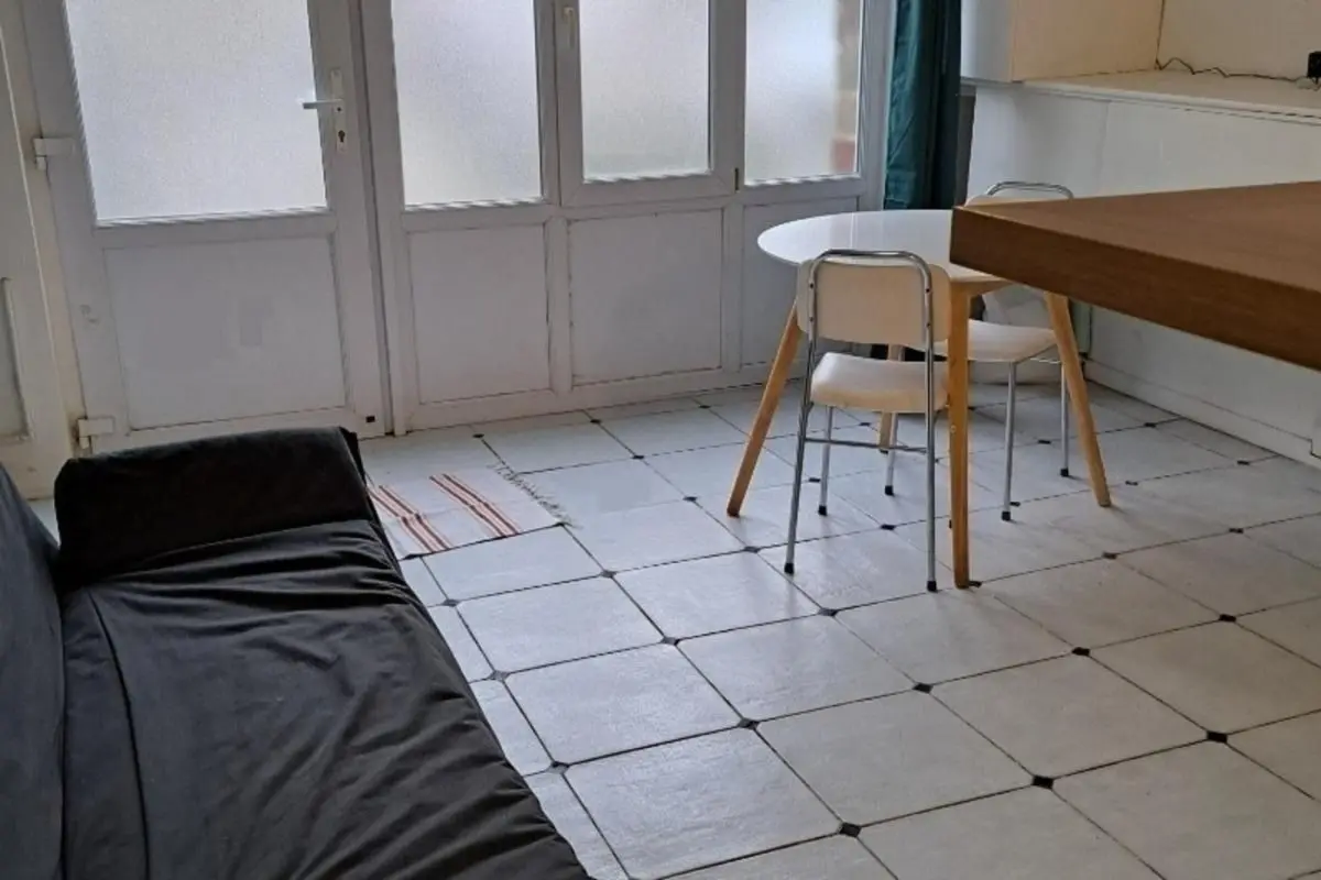 Appartement à louer à Braine-l'Alleud 1420 700.00€ 1 chambres 70.00m² - Annonce 623320