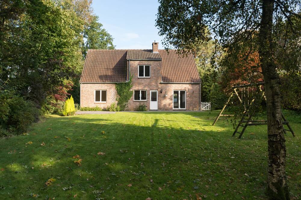 Maison à louer à Wezembeek-Oppem 1970 2400.00€ 5 chambres 180.00m² - Annonce 1346340