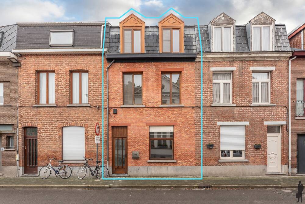 Huis te  in Mechelen 2800 335000.00€ 4 slaapkamers 153.00m² - Zoekertje 1375374