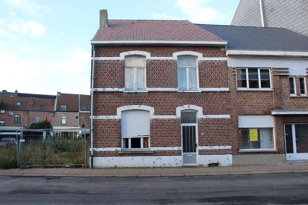 Huis te  koop in Merchtem 1785 175000.00€  slaapkamers 190.00m² - Zoekertje 1375366