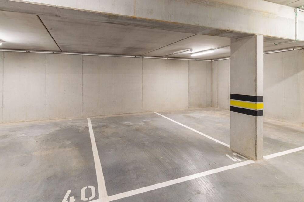 Parking à louer à Buizingen 1501 85.00€  chambres m² - Annonce 1378113