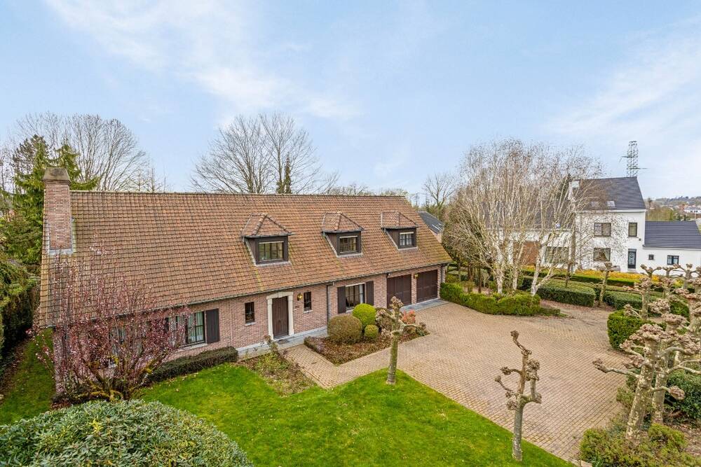 Villa te  koop in Dilbeek 1700 795000.00€ 4 slaapkamers 313.00m² - Zoekertje 1339451