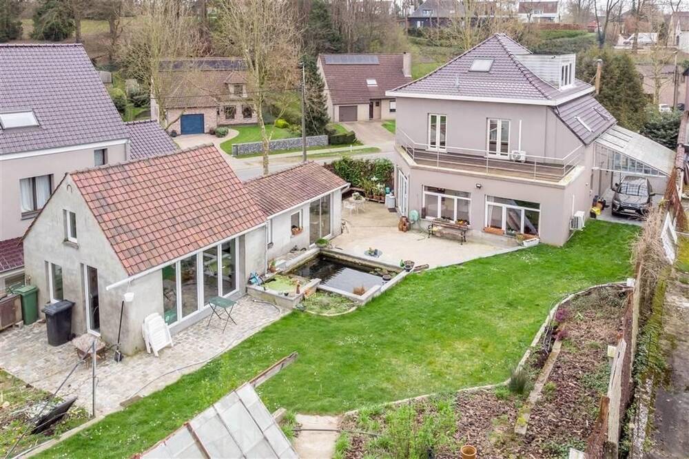 Huis te  koop in Overijse 3090 770000.00€ 3 slaapkamers 275.00m² - Zoekertje 1342748