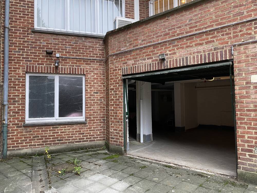 Parking / garage à louer à Nivelles 1400 250.00€  chambres 60.00m² - Annonce 1346417