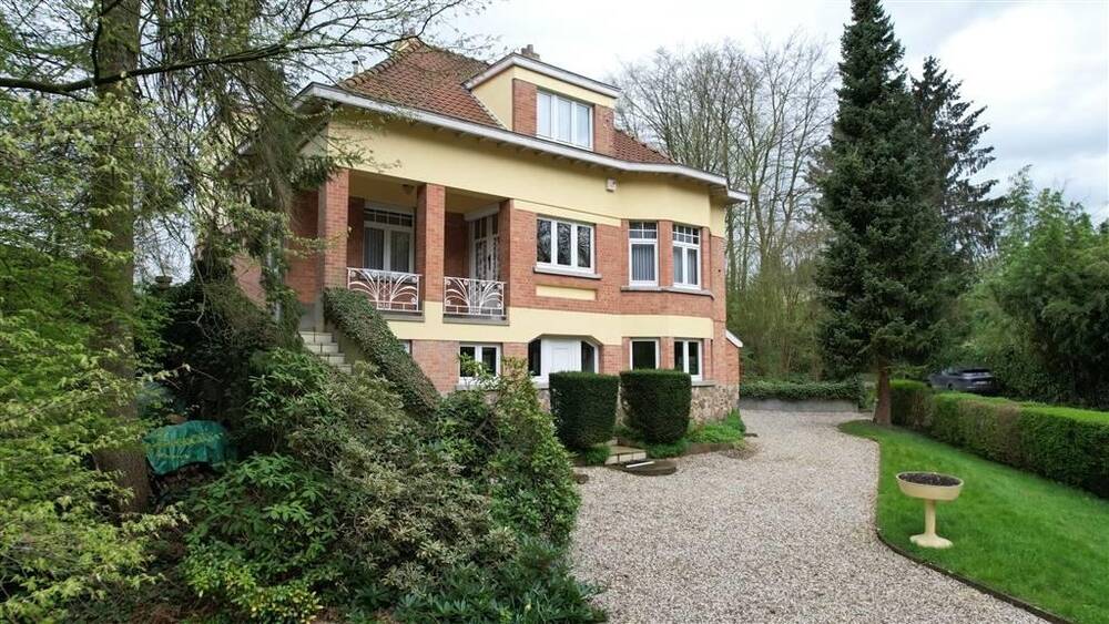 Huis te  koop in Alsemberg 1652 670000.00€ 4 slaapkamers 370.00m² - Zoekertje 1354183