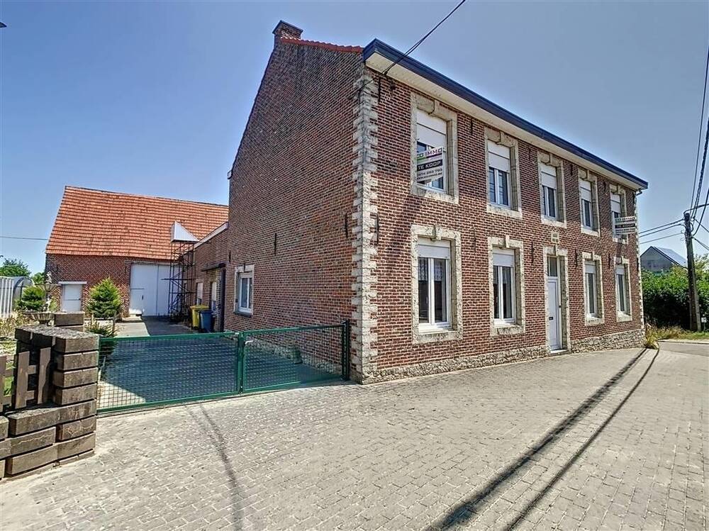 Huis te  koop in Binkom 3211 375000.00€ 4 slaapkamers 304.00m² - Zoekertje 1353784