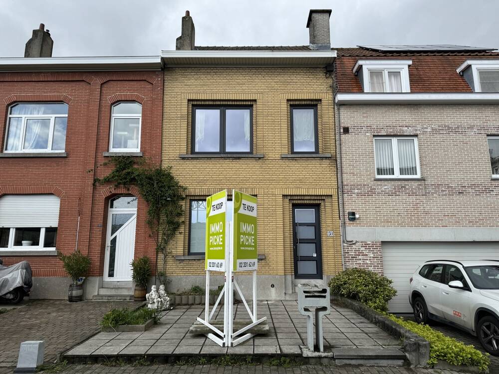 Huis te  koop in Sint-Pieters-Leeuw 1600 349000.00€ 4 slaapkamers 152.86m² - Zoekertje 1356539