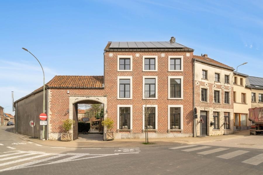 Huis te  koop in Hoegaarden 3320 1295000.00€ 4 slaapkamers 515.00m² - Zoekertje 1357977