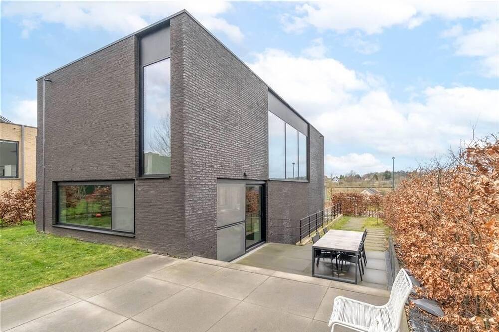 Huis te  koop in Hoeilaart 1560 795000.00€ 3 slaapkamers 315.00m² - Zoekertje 1380837