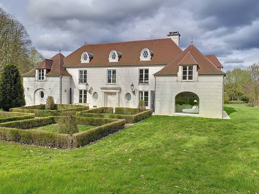 Villa te  koop in Waterloo 1410 2300000.00€ 4 slaapkamers 420.00m² - Zoekertje 1386762