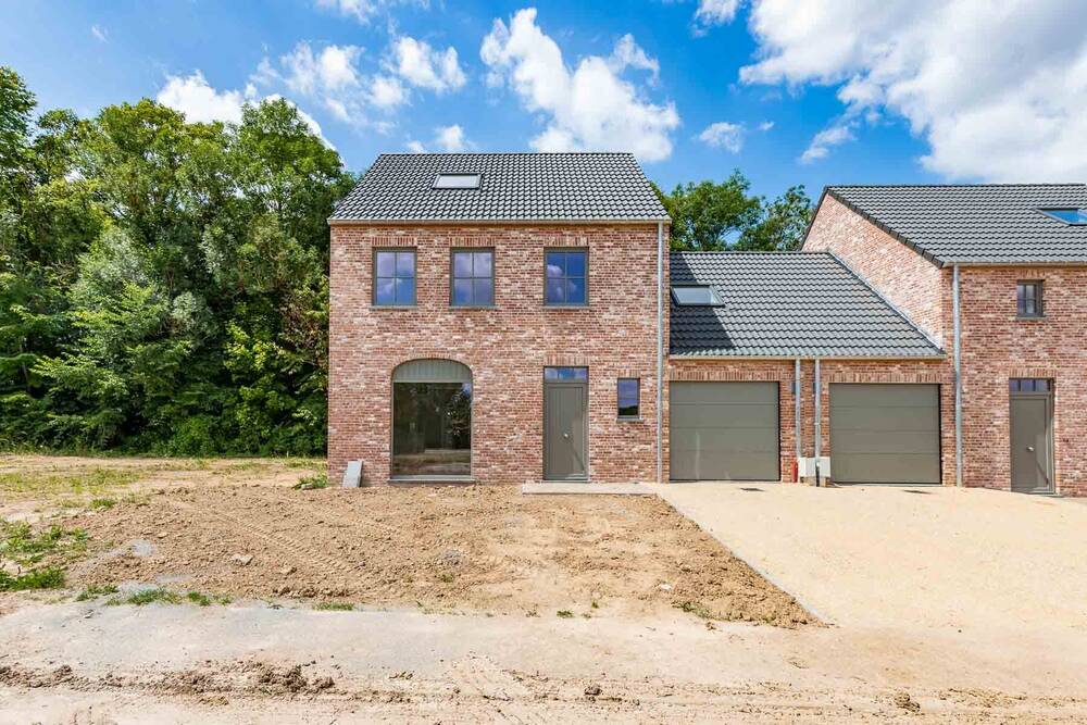 Maison à vendre à Orp-le-Grand 1350 384590.00€ 4 chambres 200.00m² - Annonce 55907